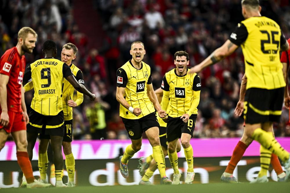 （十四冬）“十四冬”开幕式上的执旗手白晶莹：片刻荣光，一生难忘.