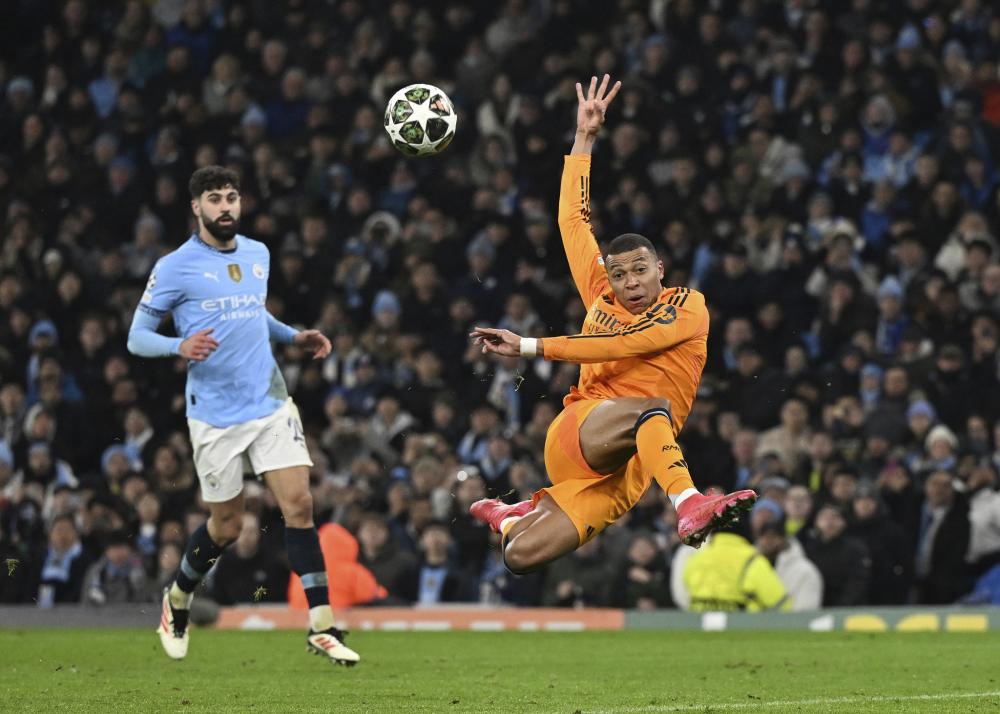 萊萬歐冠場均進球數0.79！歷史射手榜前20僅次於哈蘭德和金箭頭！.